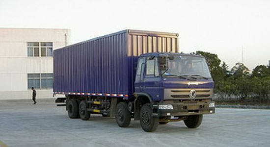 東風(fēng)前四后六廂式運輸車