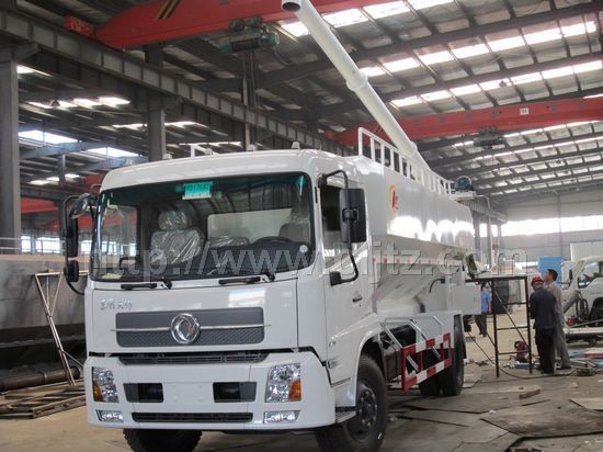 6噸散裝飼料車(chē)