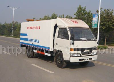 江鈴護(hù)欄清洗車(chē)