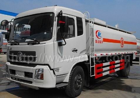 東風(fēng)天錦油罐車